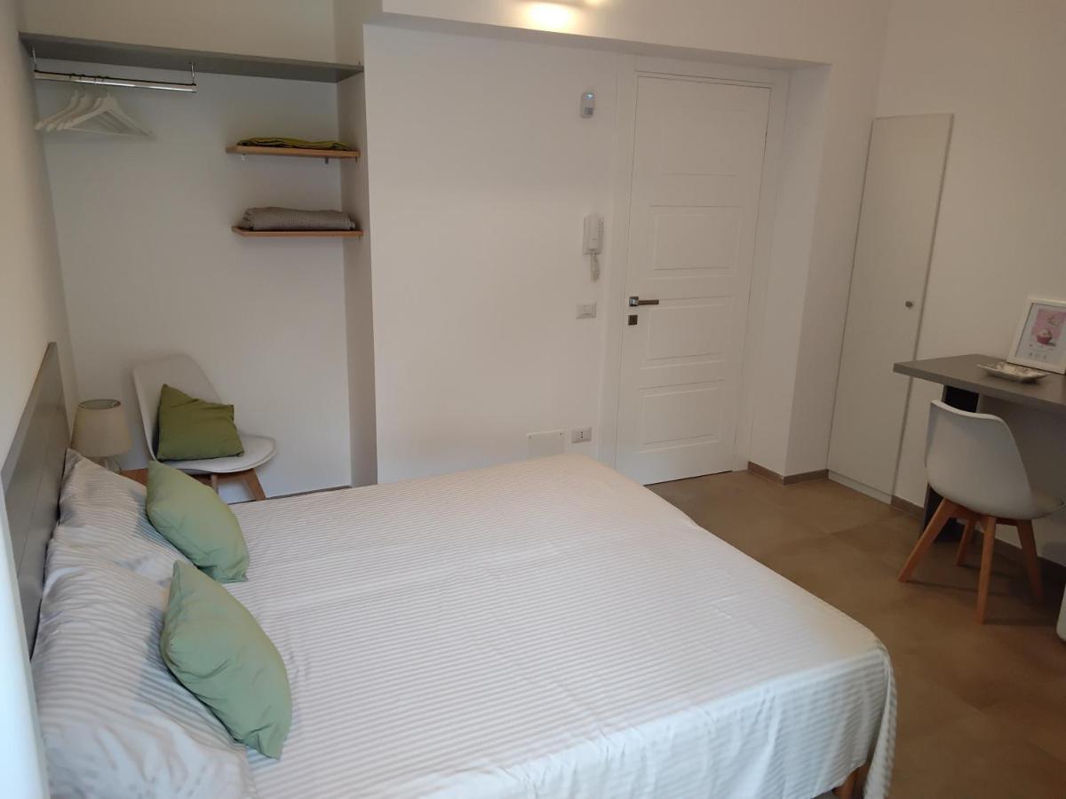 B&B Corso Trieste E Trento 阿尔贝罗贝洛 外观 照片